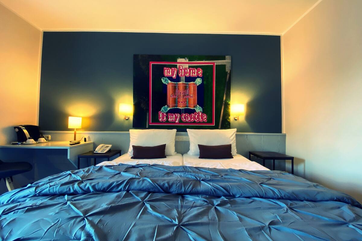 comfort double room, garden view | hypo-allergenic bedding, in-room safe, individually decorated, desk