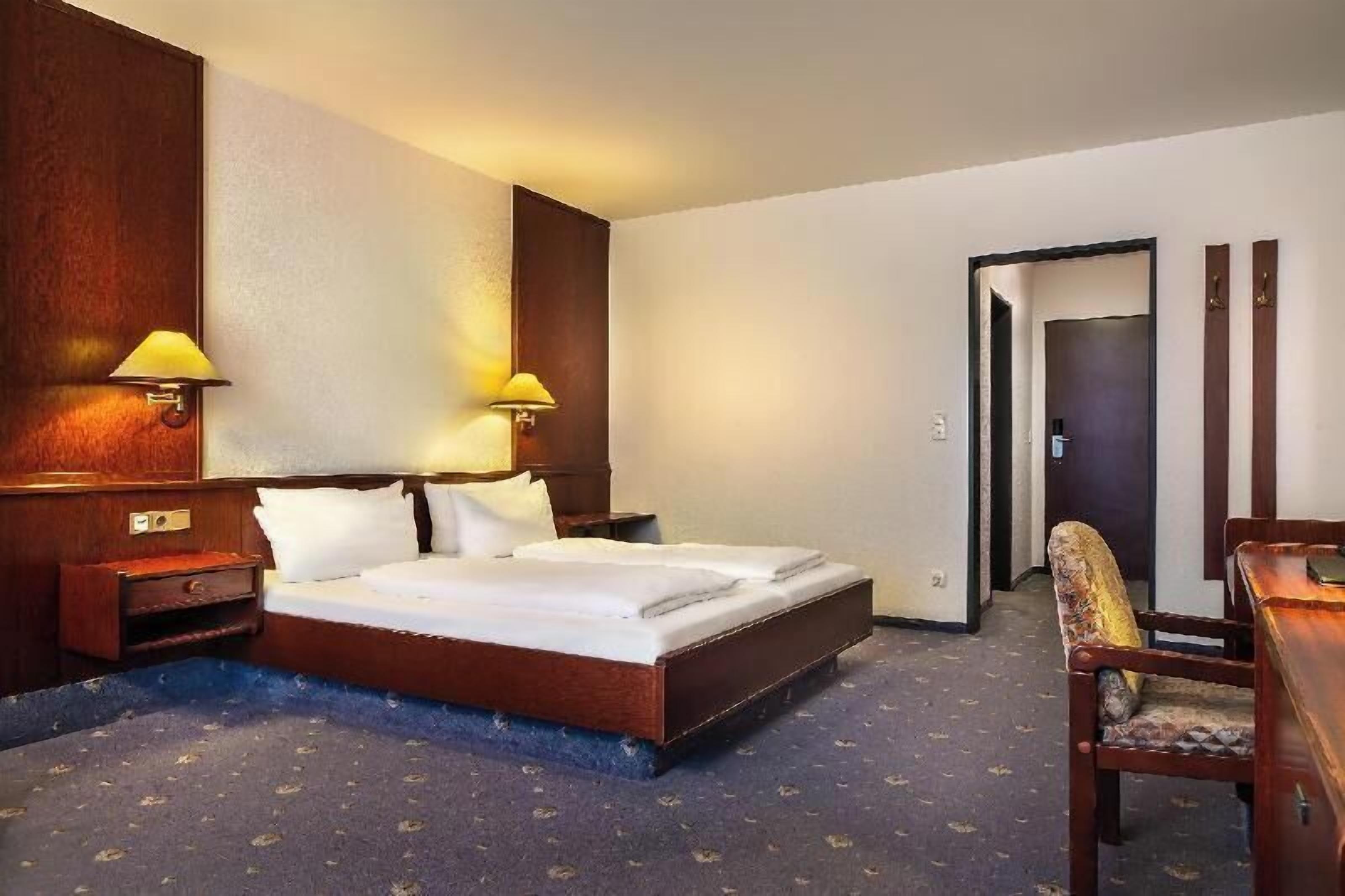 Ropa de cama de alta calidad y minibar 