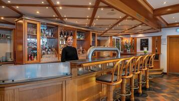 Bar (in der Unterkunft)