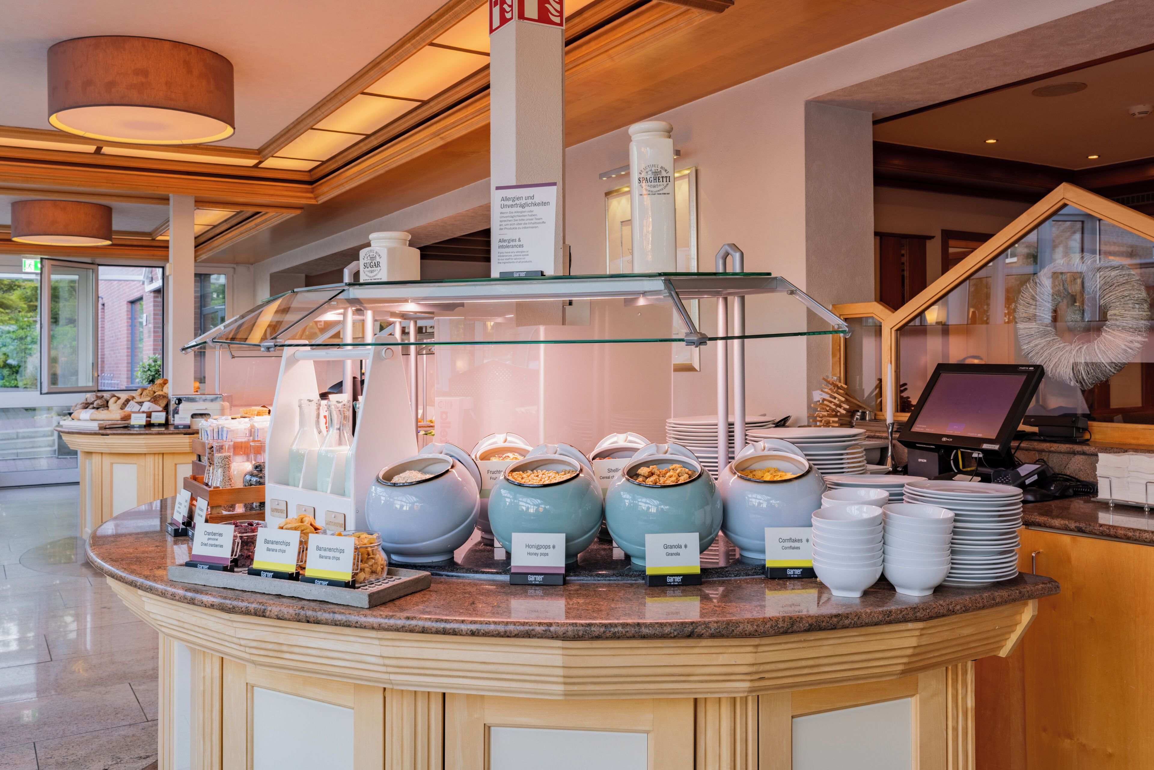 Daily buffet breakfast for a fee