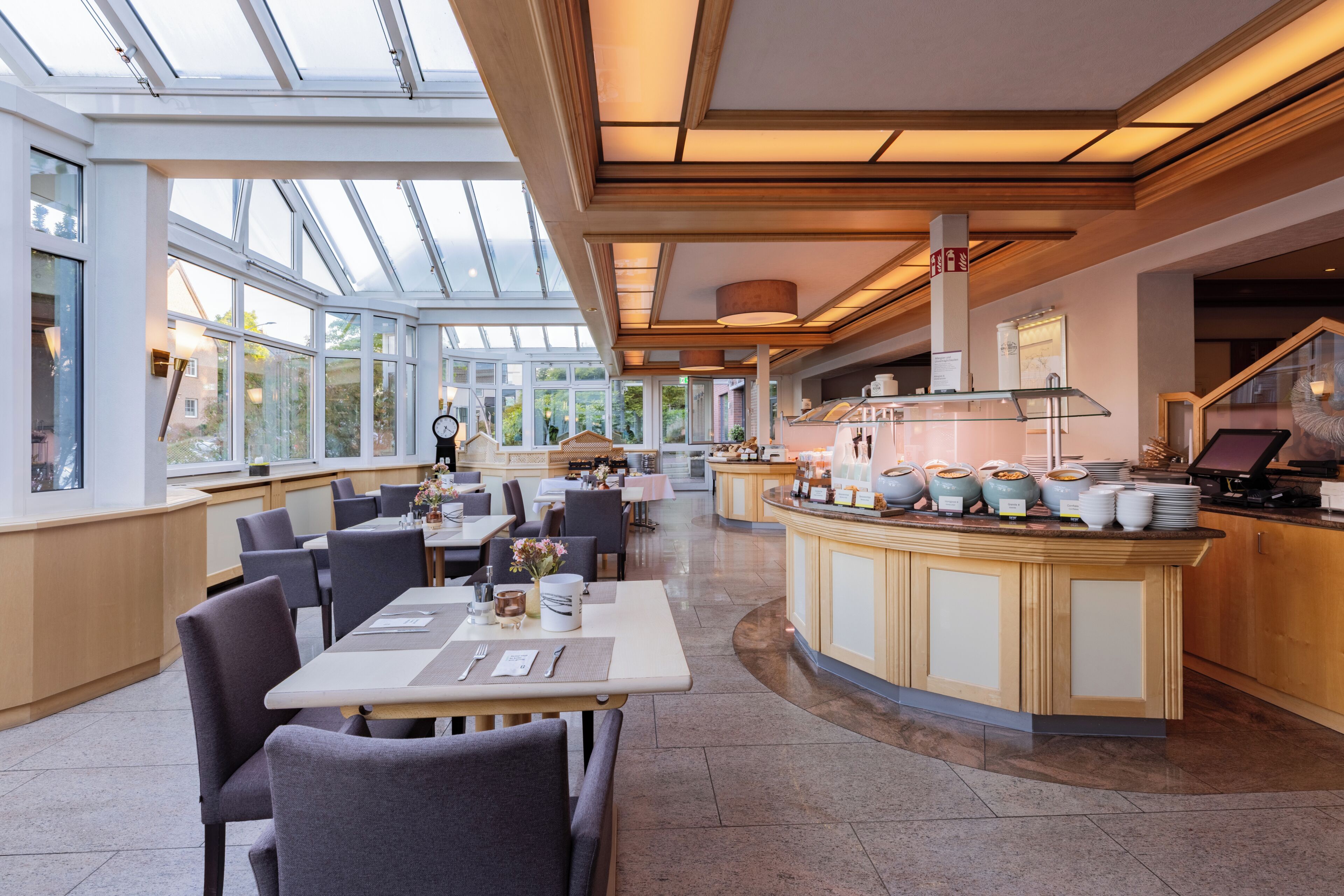 Daily buffet breakfast for a fee