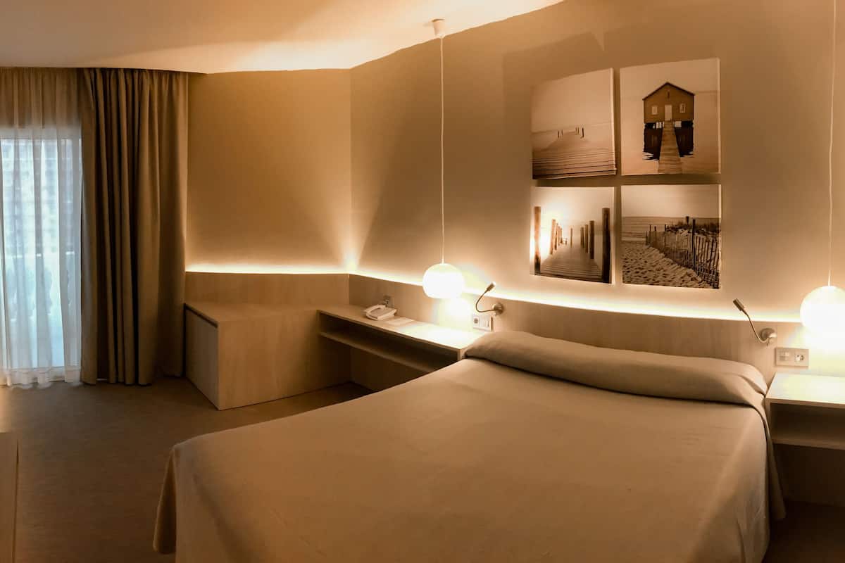 minibar, desk, blackout curtains, free wifi