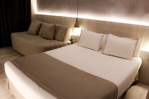 Cortinas blackout, wifi gratis y ropa de cama 