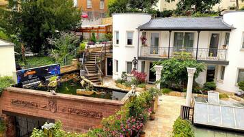 Junior-Suite (Main Building) | Blick vom Balkon