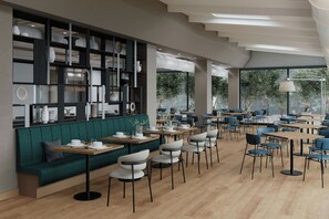Breakfast served  - Four Points Flex by Sheraton Parma (Parma)