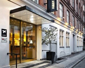 Exterior - First Hotel Excelsior (Copenhagen)
