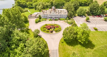 Kent Island Resort