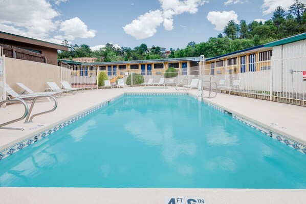 Seasonal outdoor pool