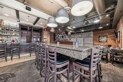 Stony Plain Inn and Suites