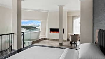 Literie de qualité, coffre-fort, bureau, rideaux d’obscurcissement