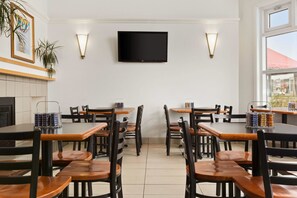 Desayuno continental incluido todos los días