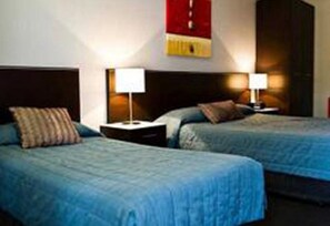 Standard Room, Non Smoking | Desk, iron/ironing board, free WiFi, bed sheets - Gympie Muster Inn (Gympie)