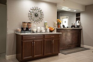 Reception - Knights Inn Mount Airy (Mount Airy)