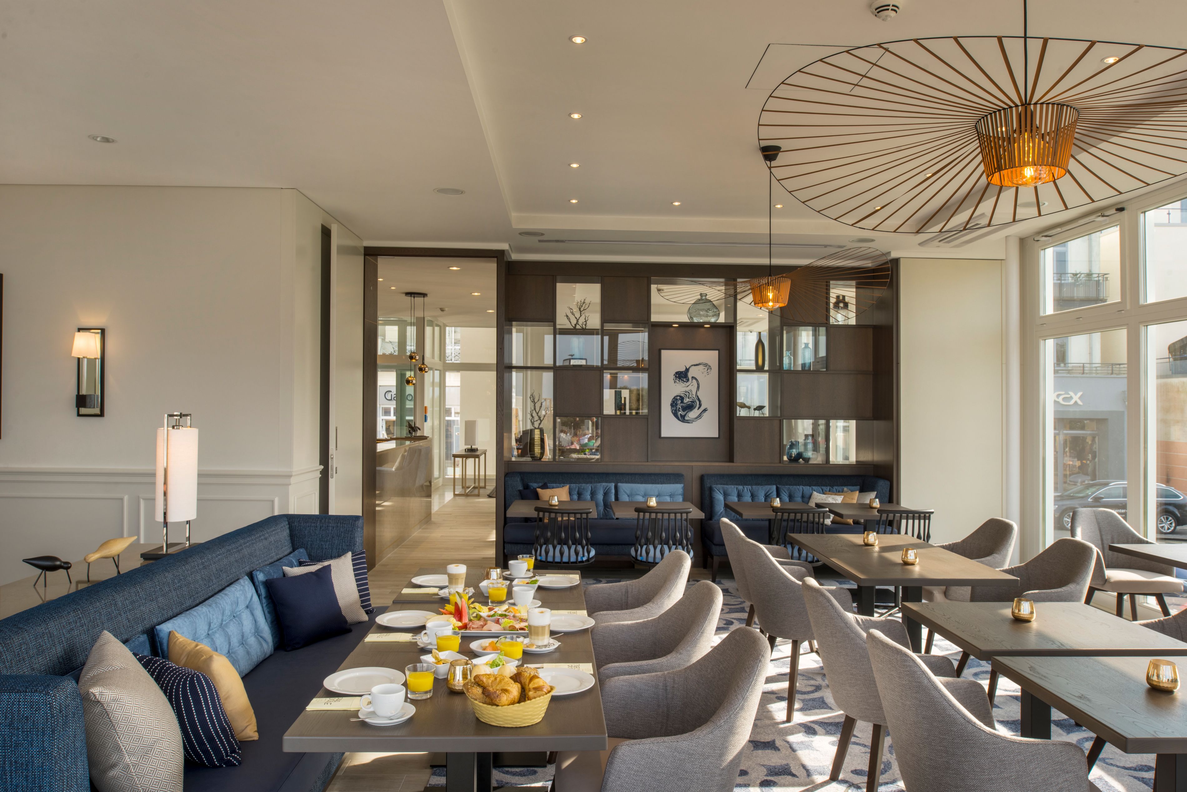 daily buffet breakfast (eur 22 per person)