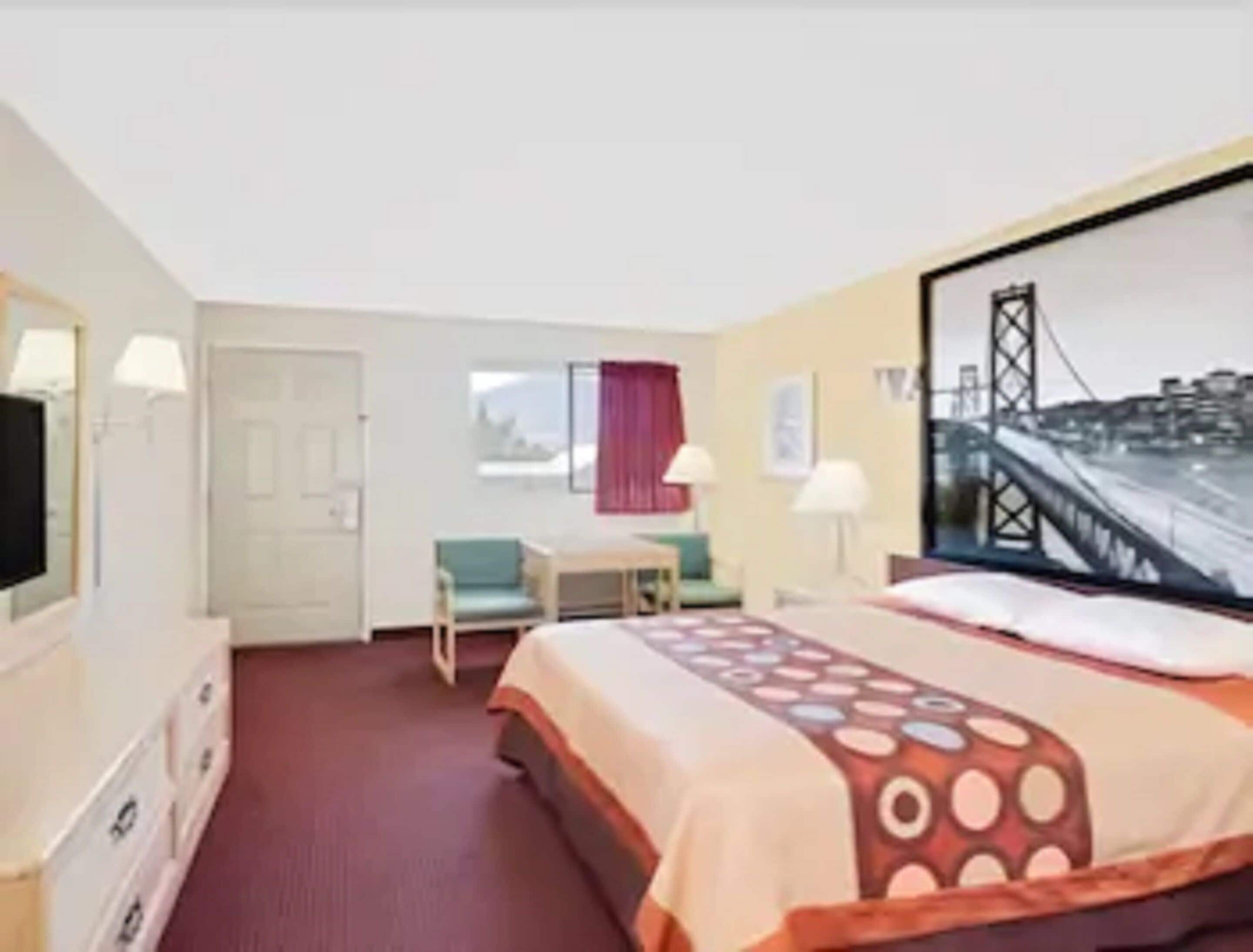 Foto - Super 8 by Wyndham Bishop