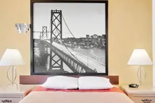 Room, 1 Queen Bed, Non Smoking | Desk, blackout drapes, iron/ironing board, rollaway beds