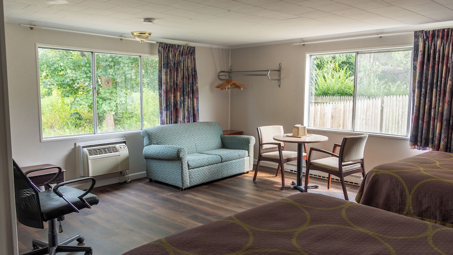 Relax Inn Cape Cod