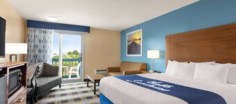 Days Inn by Wyndham Middletown/Newport Area