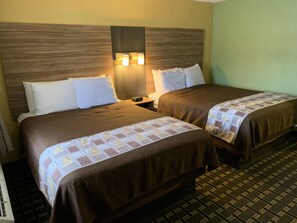 标准房, 2 张大床, 无烟房 | 高档床上用品、记忆海绵床垫、遮光窗帘、免费 WiFi