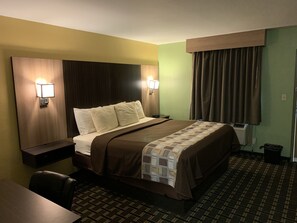 标准房, 1 张特大床, 无烟房 | 高档床上用品、记忆海绵床垫、遮光窗帘、免费 WiFi