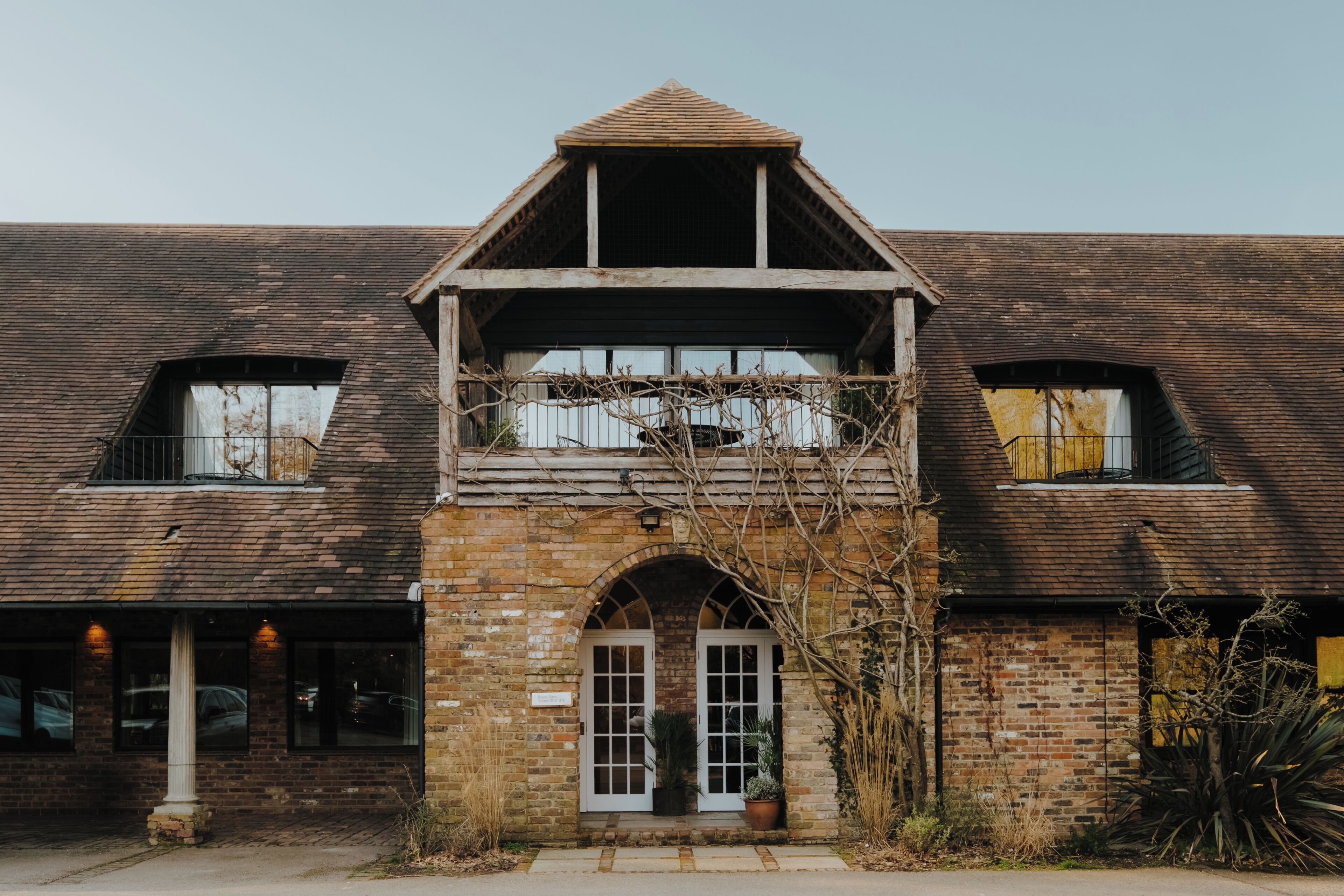 المنشأة من الخارج