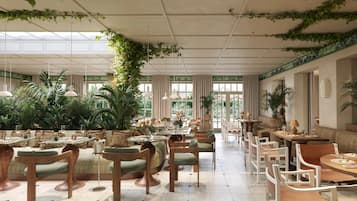 Daily full breakfast (GBP 25 per person)