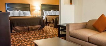 Econo Lodge Inn & Suites Santa Fe South