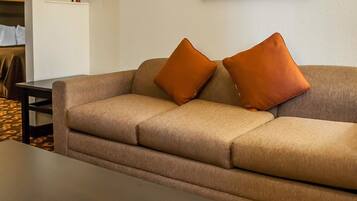 Suite, 1 King-Bett, barrierefrei, Nichtraucher | VerdunkelungsvorhĂ€nge, BĂŒgeleisen/BĂŒgelbrett, kostenloses WLAN