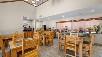 Café da manhã continental grátis todos os dias
