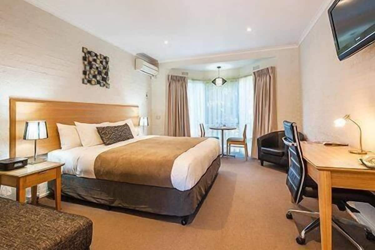 Zimmer, 1 King-Bett, Nichtraucher (Upgrade)