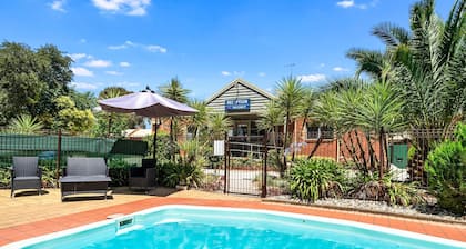 Comfort Inn Coach & Bushmans