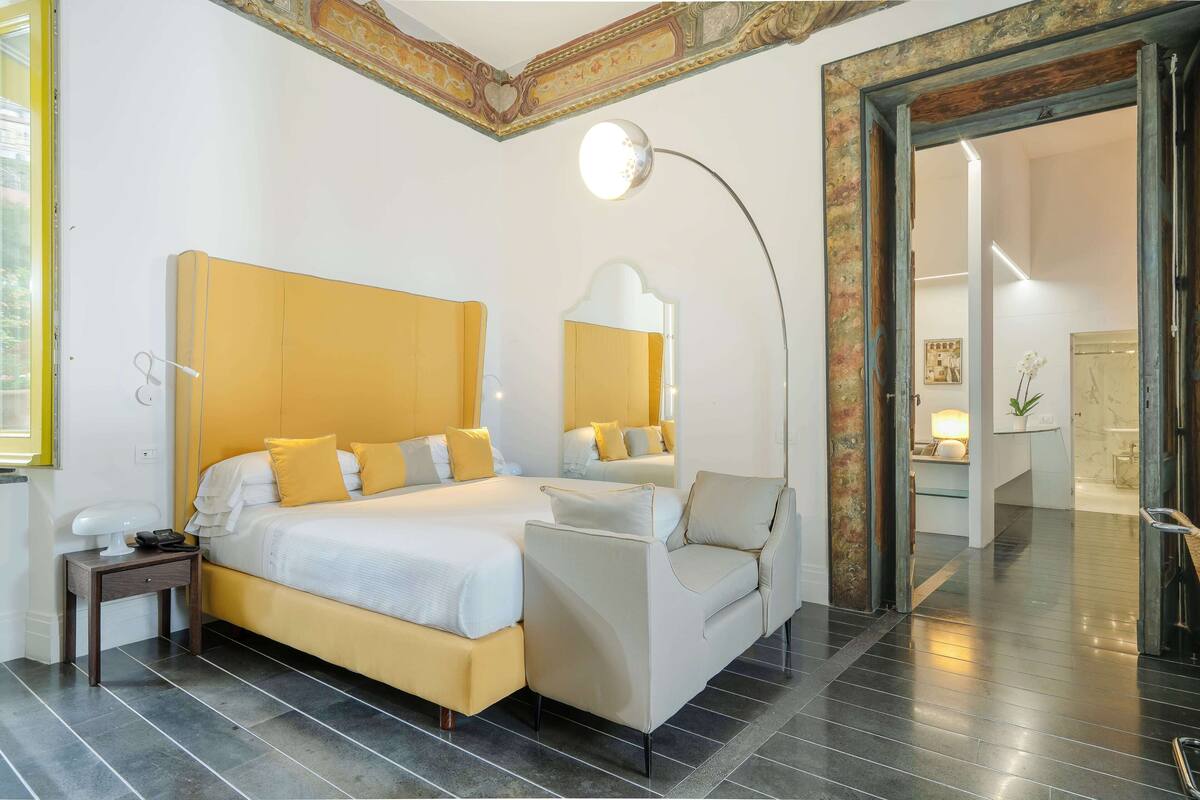 Suite – superior | Italienske Frette-laken, sengetøy av topp kvalitet og minibar