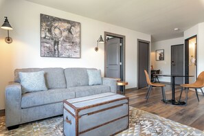 Living area - MTN Lodge Ridgway (Ridgway)
