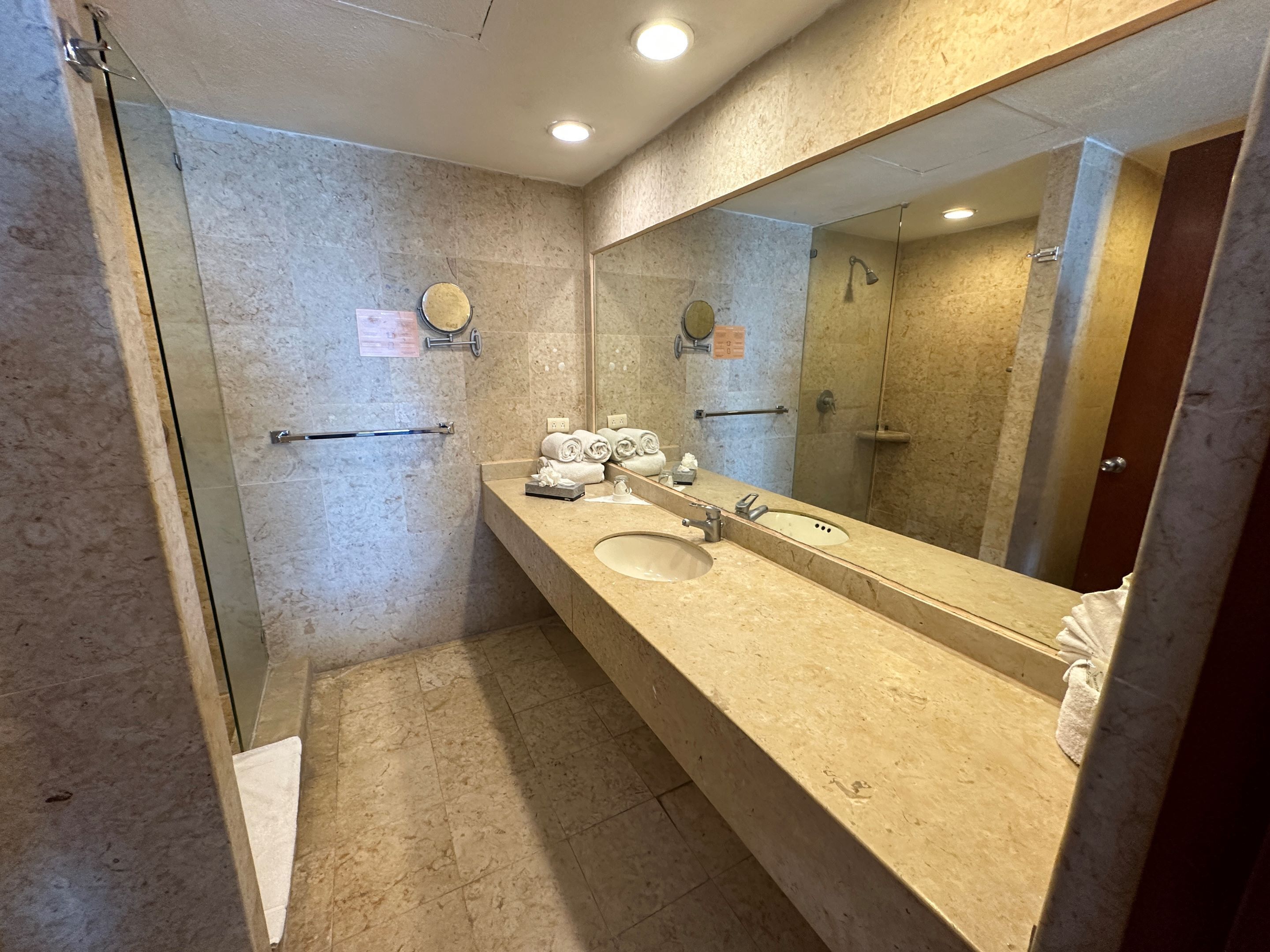 Photo - Hotel Quijote Inn