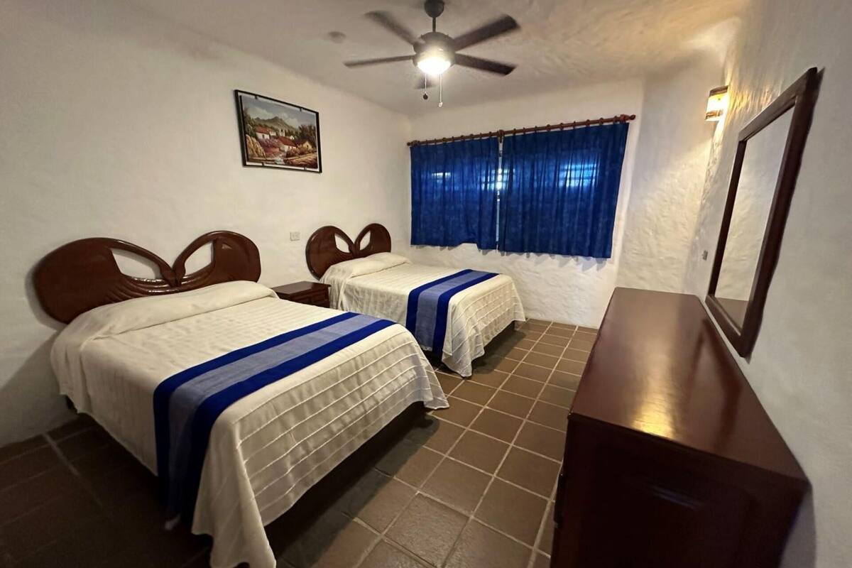 Ropa de cama de alta calidad y cortinas blackout 