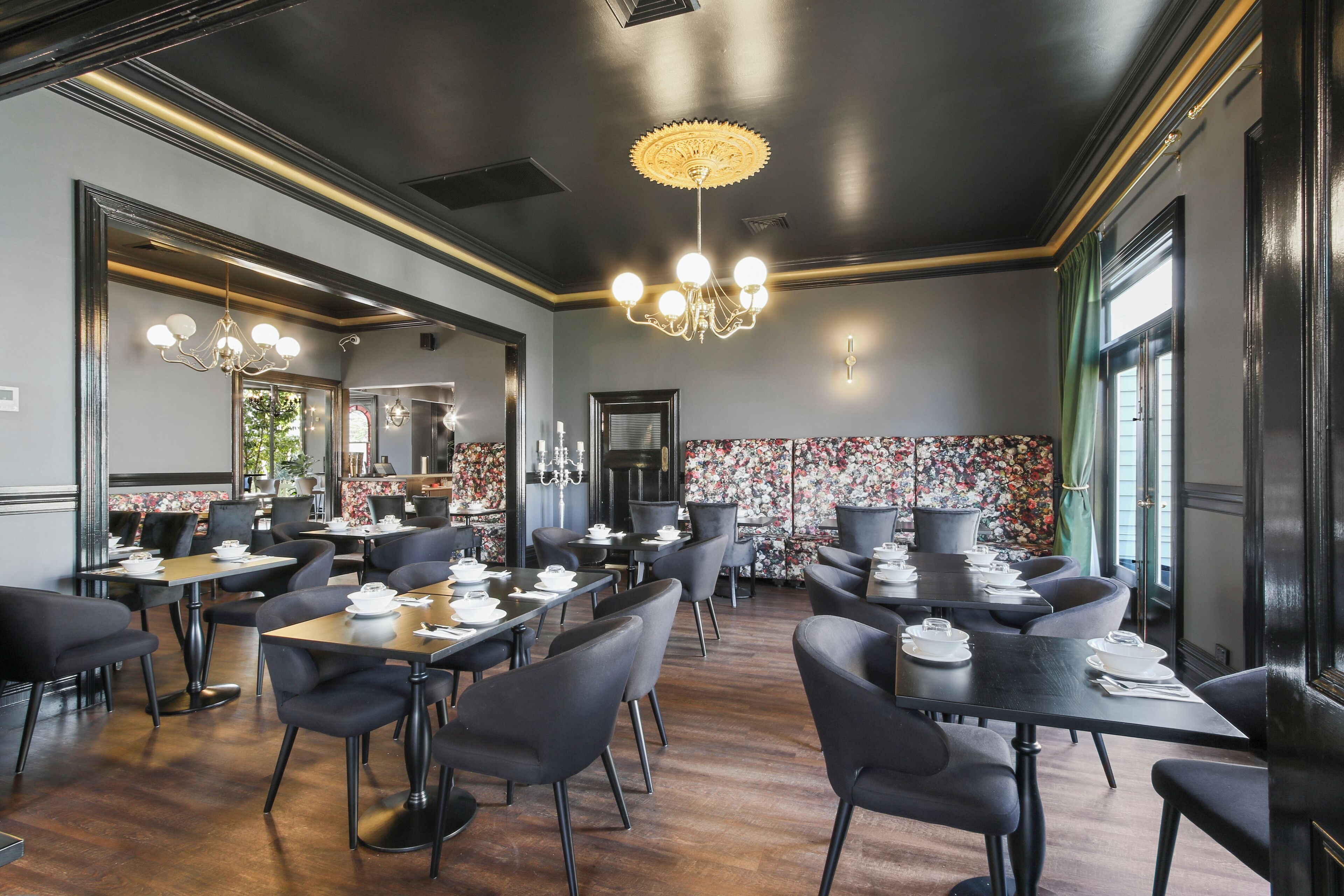 Desayuno continental gratuito y diario