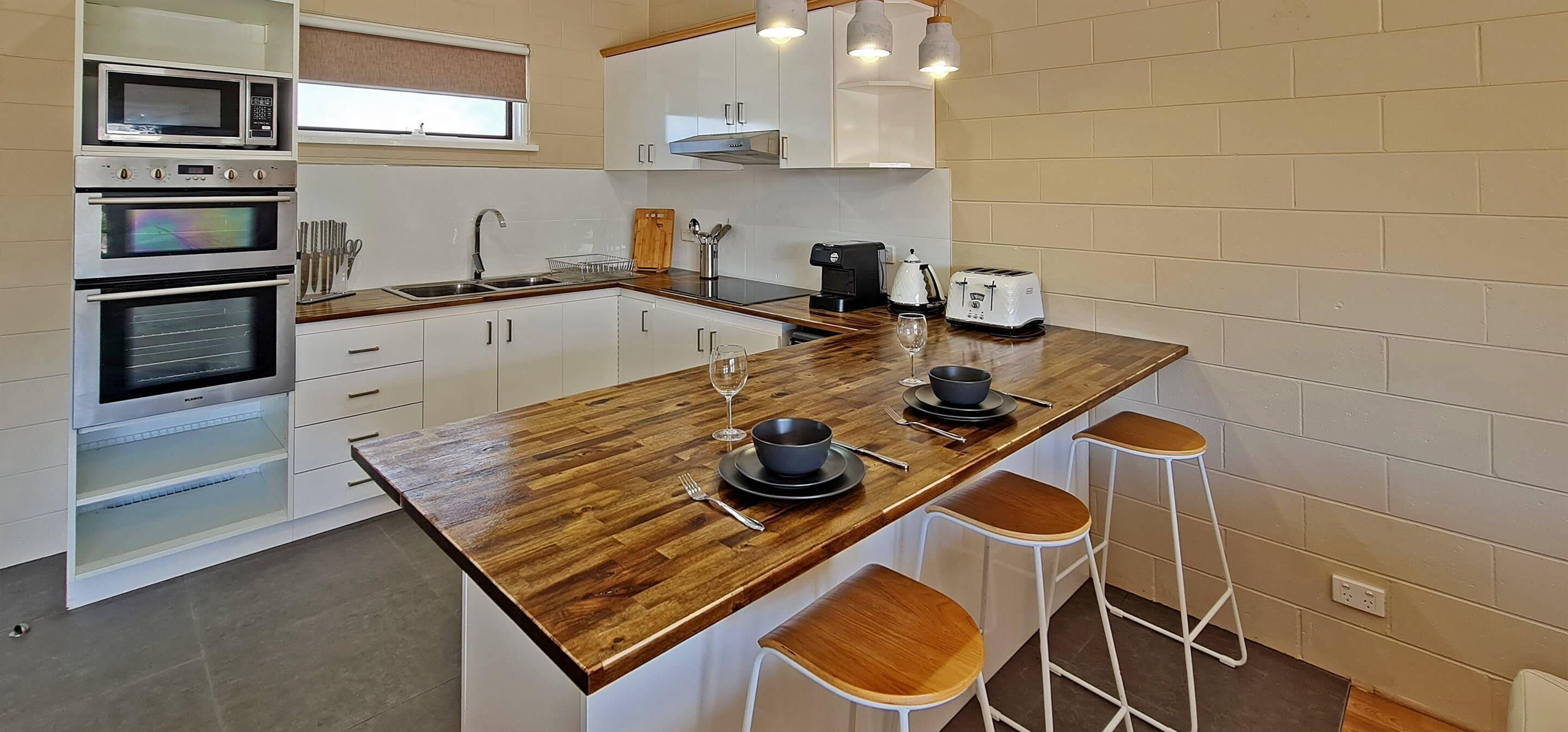 Appartement, 1 slaapkamer, niet-roken (1 King Bed) | Verduisterende gordijnen, geluiddichte muren