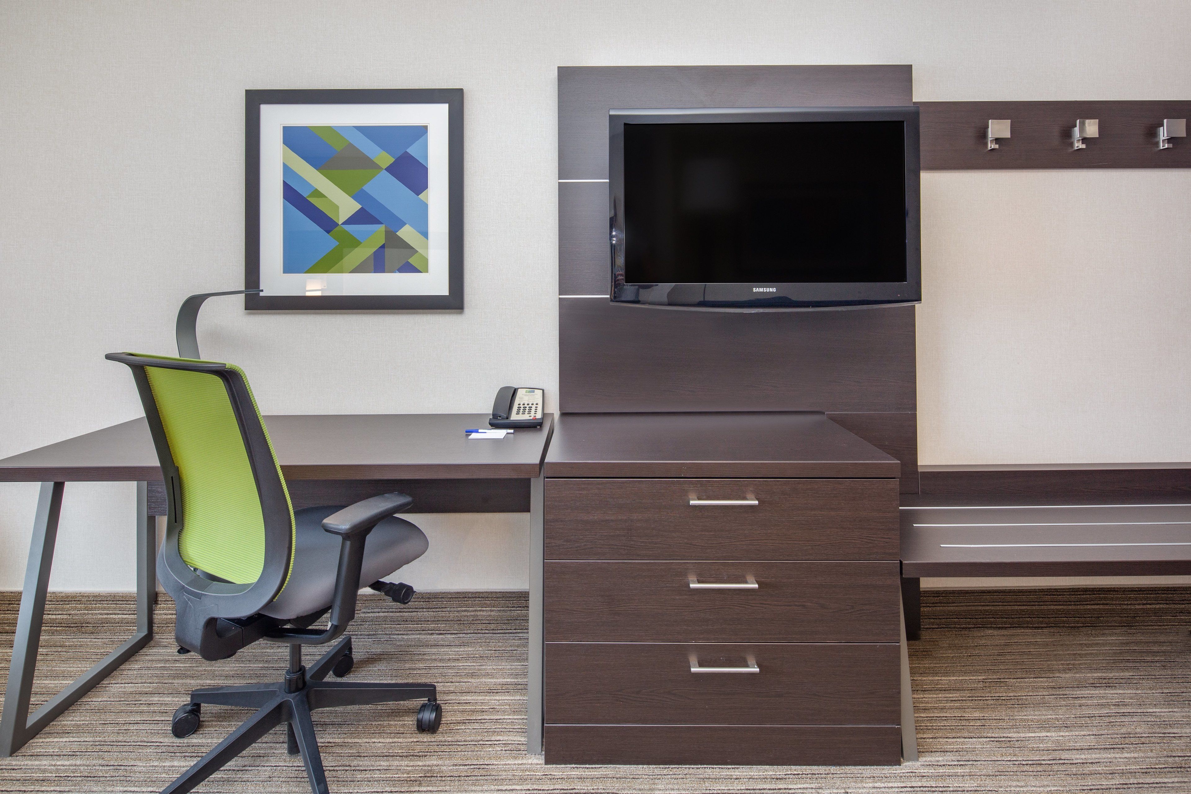 1 bedroom, in-room safe, desk, iron/ironing board