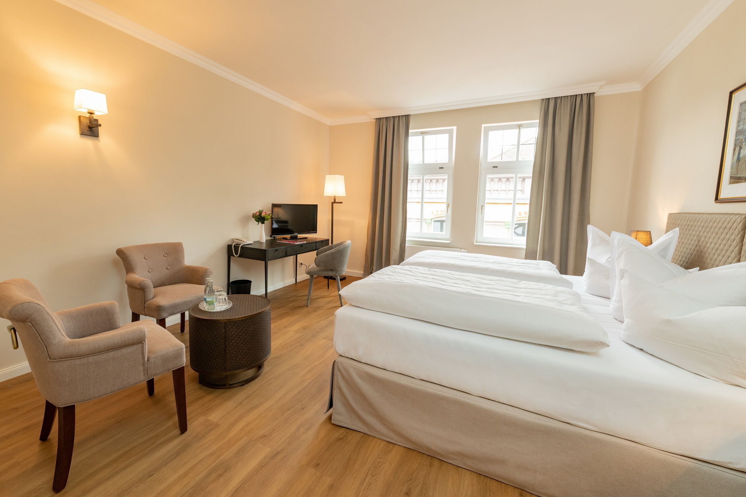 superior double room | hypo-allergenic bedding, in-room safe, desk, free wifi