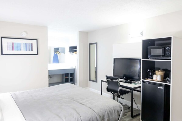 Pillow-top beds, desk, iron/ironing board, free WiFi