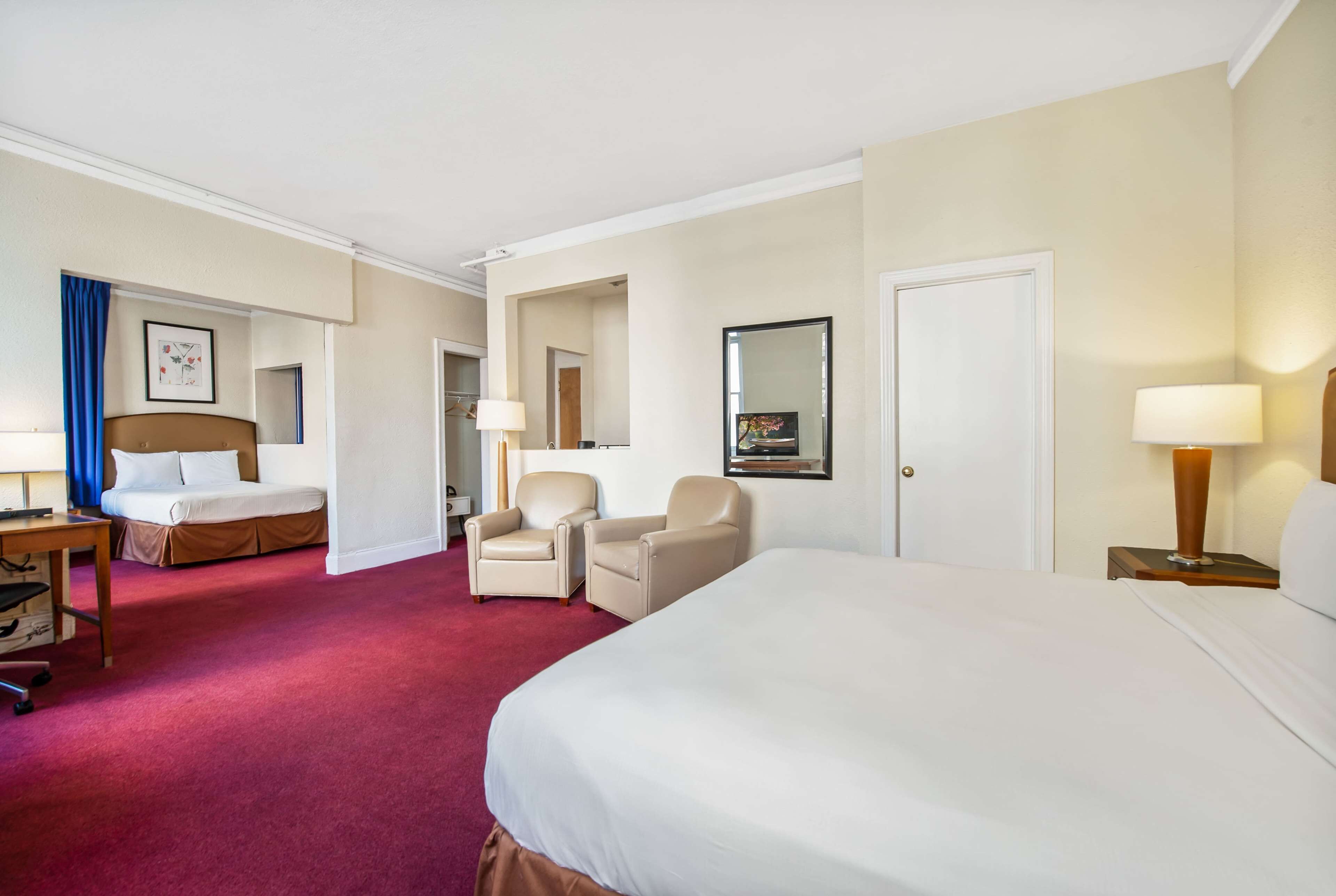 Photo - Travelodge by Wyndham Downtown Chicago