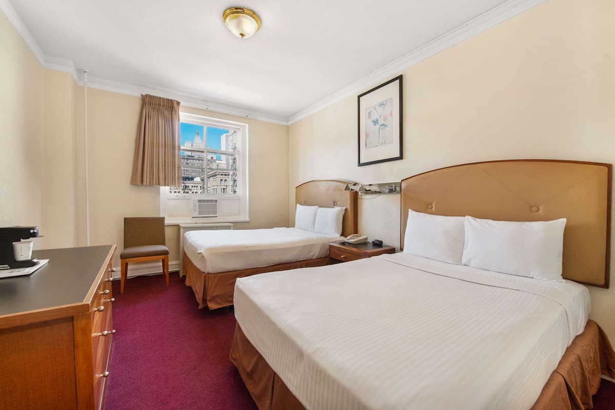 Double Room, 2 Double Beds