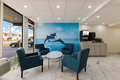Red Roof Inn PLUS+ & Suites Virginia Beach – Seaside