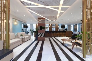 Lobby lounge - SENS Hotel (Montreal)