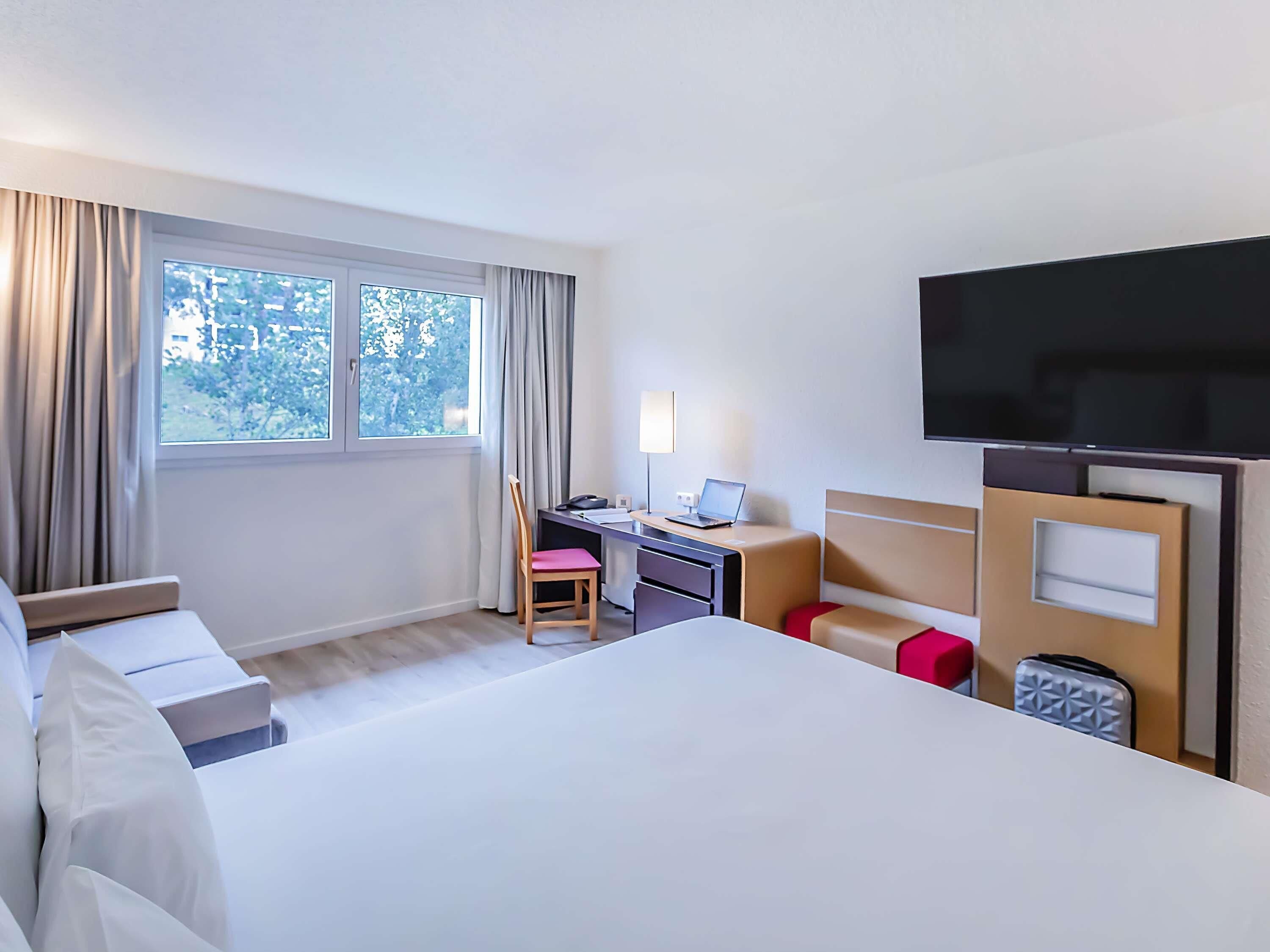 1 bedroom, minibar, in-room safe, desk