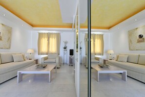 Executive Suite, Sea View
