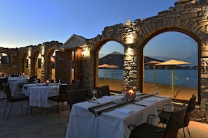 2 Restaurants, Frühstück, Mittagessen, Abendessen, mediterrane Küche