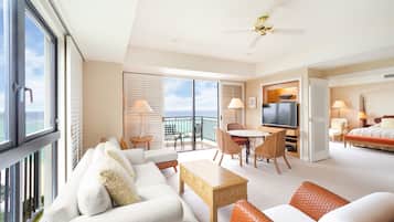 Alivila Suite, Non Smoking (Taxi transfer between airport and hotel available)