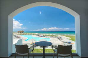 Premium Bungalow, Sea View | Pool