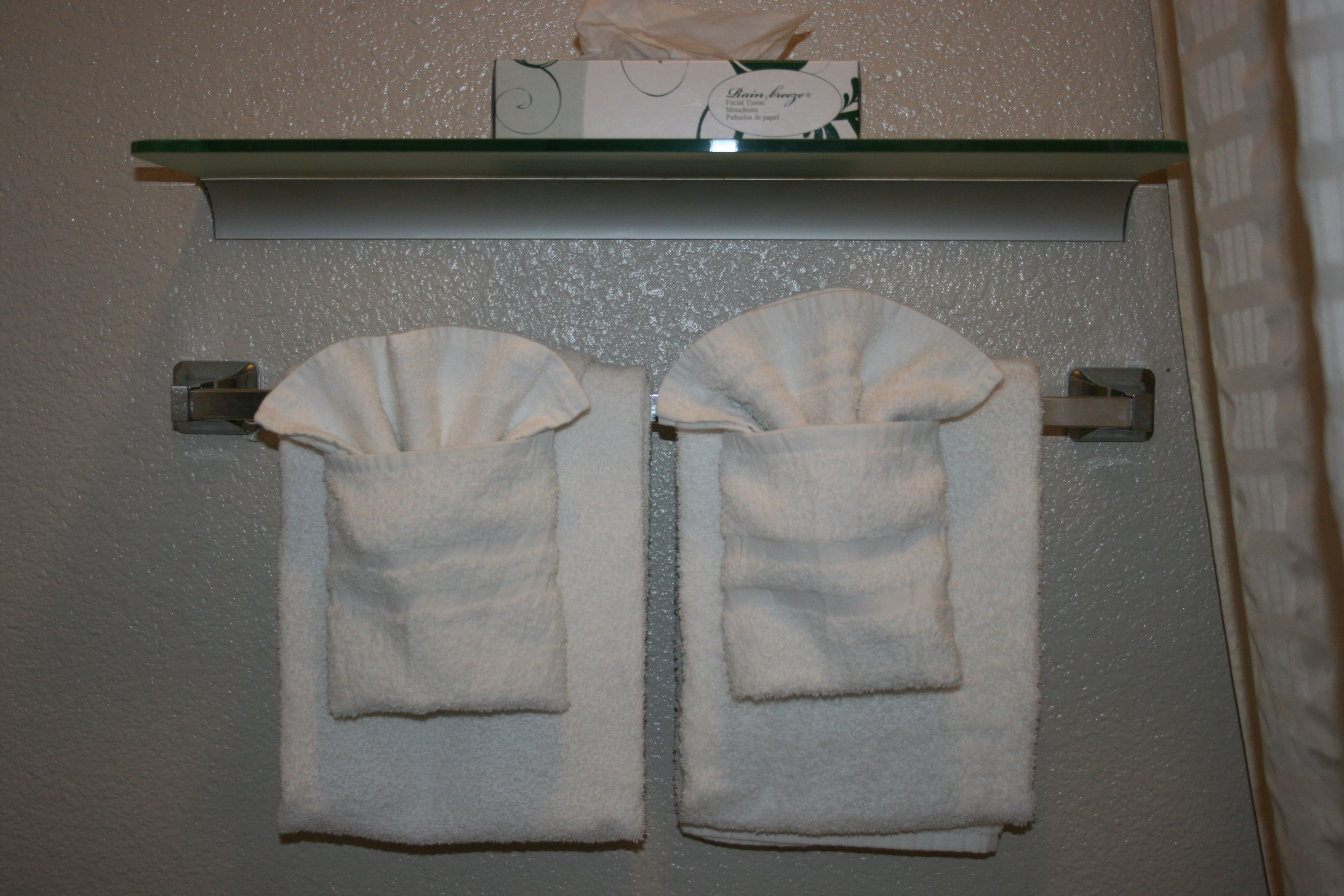 combined shower/bathtub, deep-soaking bathtub, free toiletries